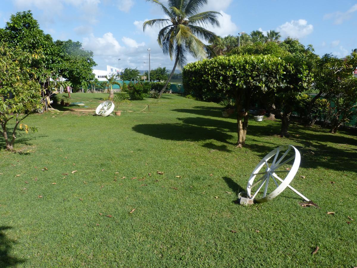 Airport Hotel Ducos Ngoại thất bức ảnh